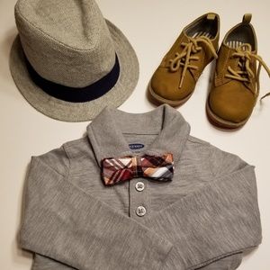 ❤ 3/$10 Outfit hat, onsie, size 6 shoes baby boy
